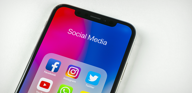 Social-Media-Icons auf einem Smartphone