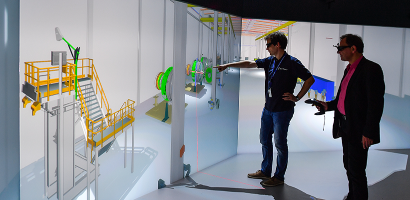3D-Videoprojektion in einer Werkhalle für den Bau von Flugzeugtriebwerken