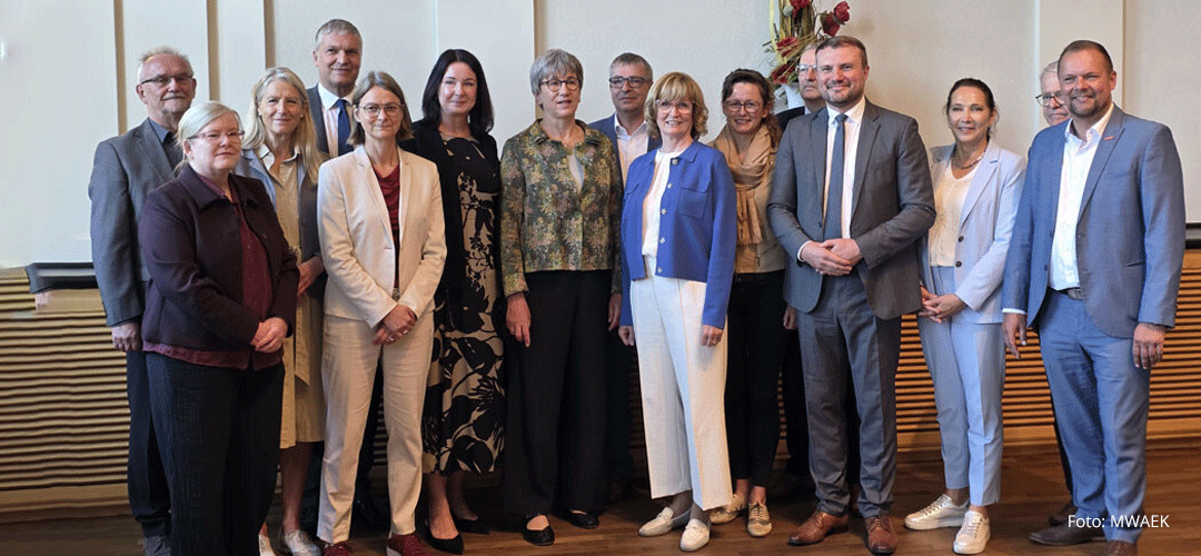 Foto: Teilnehmer des Bündnisses, Foto: MWAEK