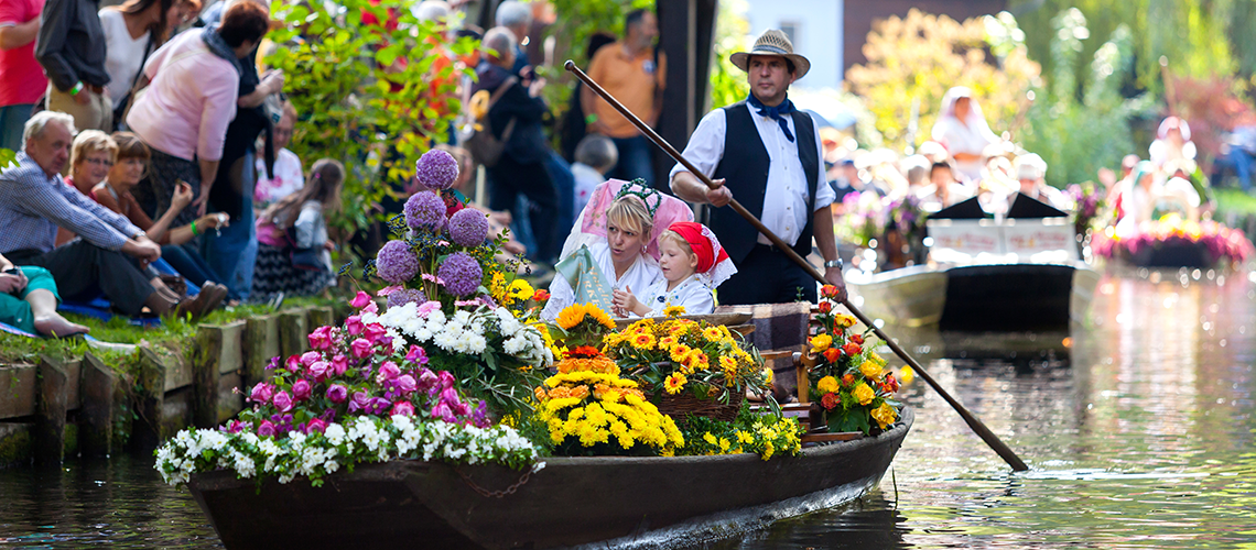 Lehde-Fest mit traditionellem Kahnkorso im Spreewald