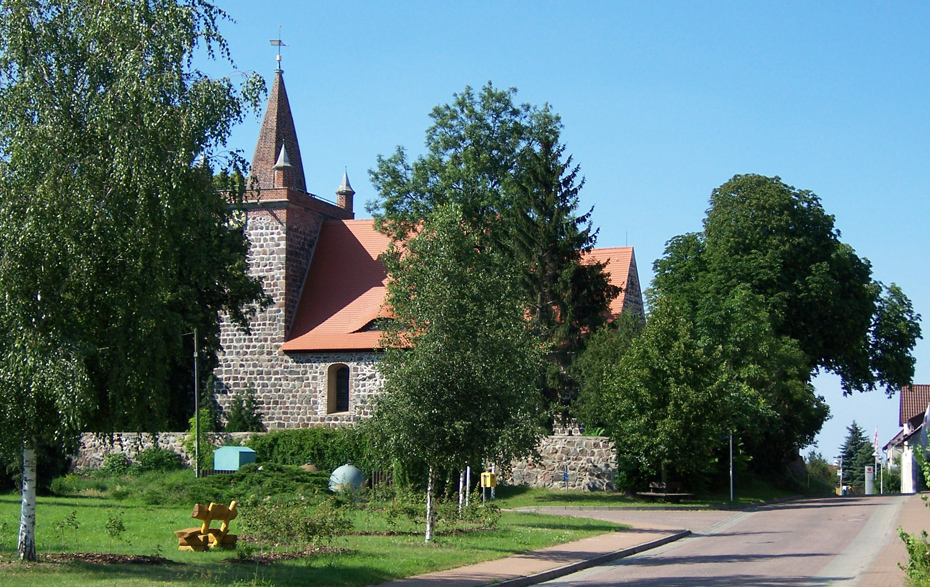 Foto der Dorfkirche Heinersdorf