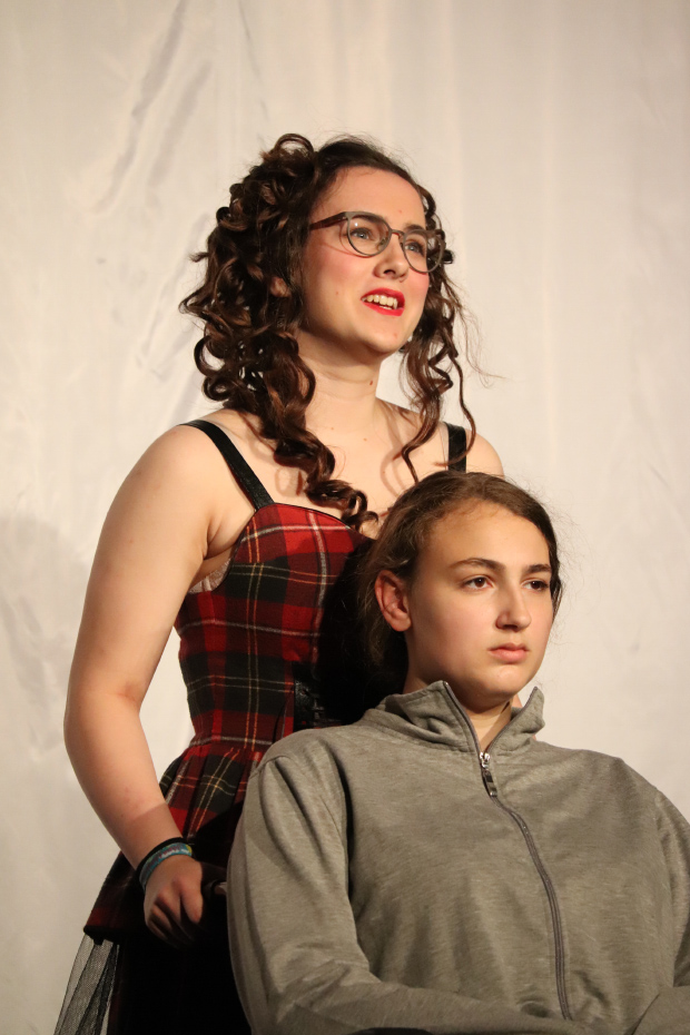 Foto: 2 Schauspielerinnen Foto: 2 Schauspielerinnen