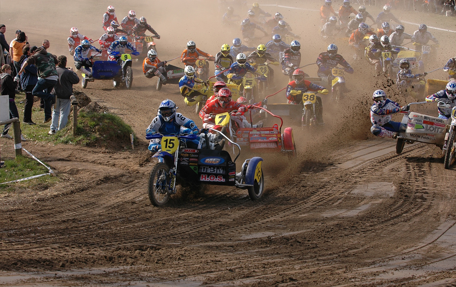 Foto: Motocross-Seitenwagen-Rennen Foto: Motocross-Seitenwagen-Rennen