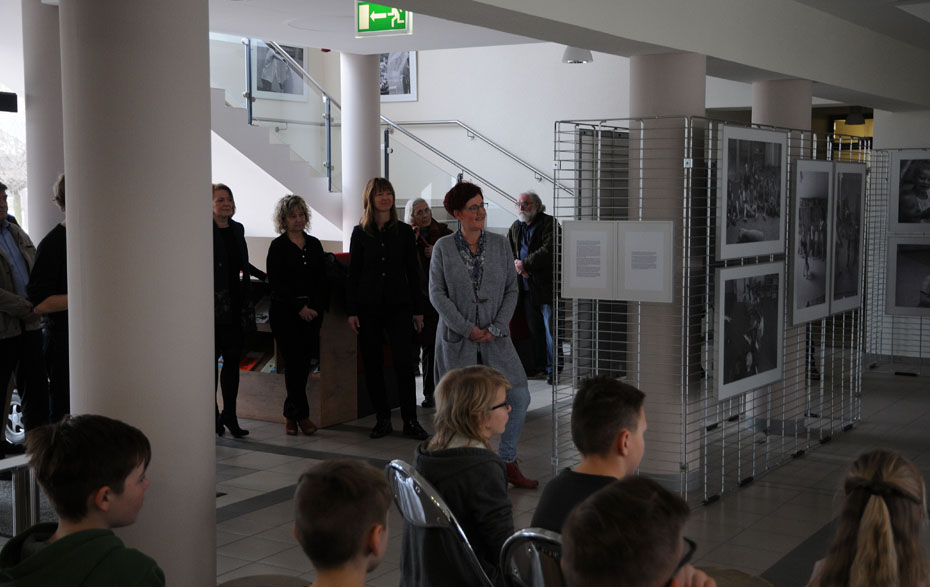 Foto: Fotoausstellung ML2 Eröffnung Besucher Foto: Fotoausstellung ML2 Eröffnung Besucher
