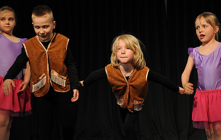 Foto: Tanzpräsentation 18.05.2019 Foto: Tanzpräsentation 18.05.2019