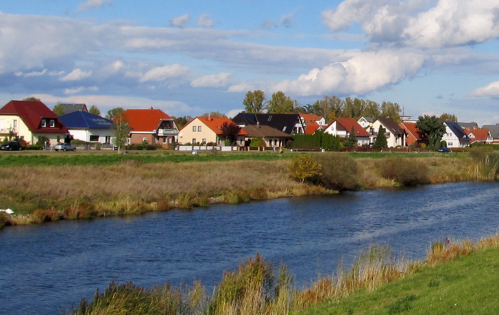 Foto: Eigenheime am Ortseingang