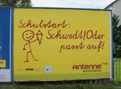 Foto: Plakatwand in der Berliner Allee Foto: Plakatwand in der Berliner Allee