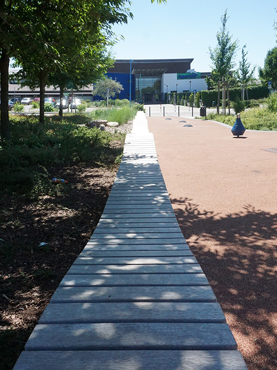 Foto: Tropfkreisel und Wellenbank auf dem Weg zum AquariUM