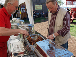 Foto: Verkaufsstand der Fleischerei Foto: Verkaufsstand der Fleischerei
