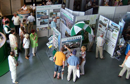 Foto: Messestand der Stadt Schwedt/Oder 2008 Foto: Messestand der Stadt Schwedt/Oder 2008