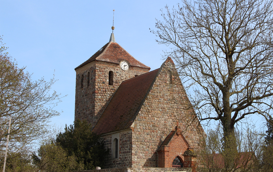 Foto: Feldsteinkirche