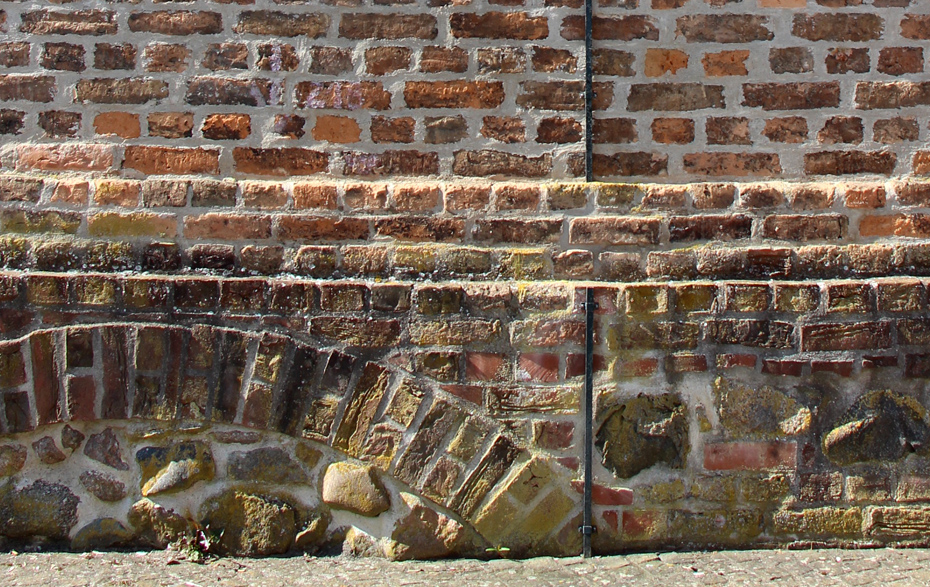 Foto: Stadtmauerdetail Foto: Stadtmauerdetail
