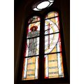 Foto: „Neugestaltung der drei mittleren Chorfenster“ von Helge Warme