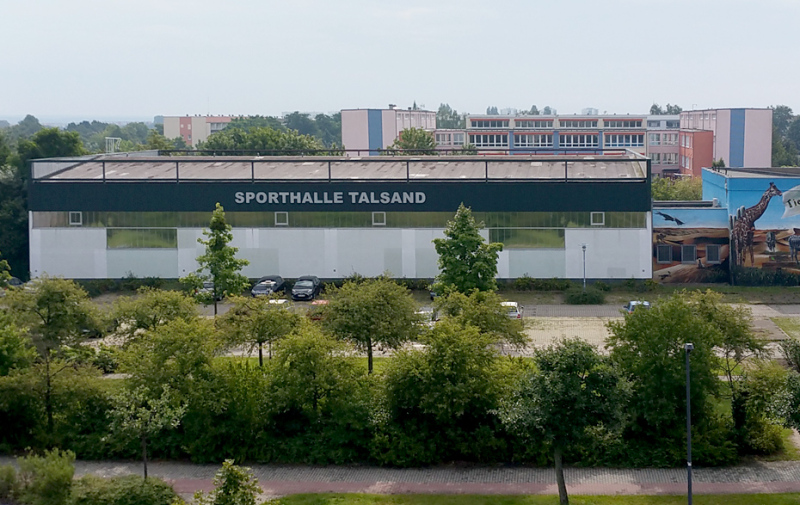 Foto: Blick auf die Sporthalle von oben Foto: Blick auf die Sporthalle von oben