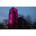 Foto vom 10. April 2018: Kirche im roten Licht