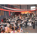 Foto: Sporthalle als Ballsaal