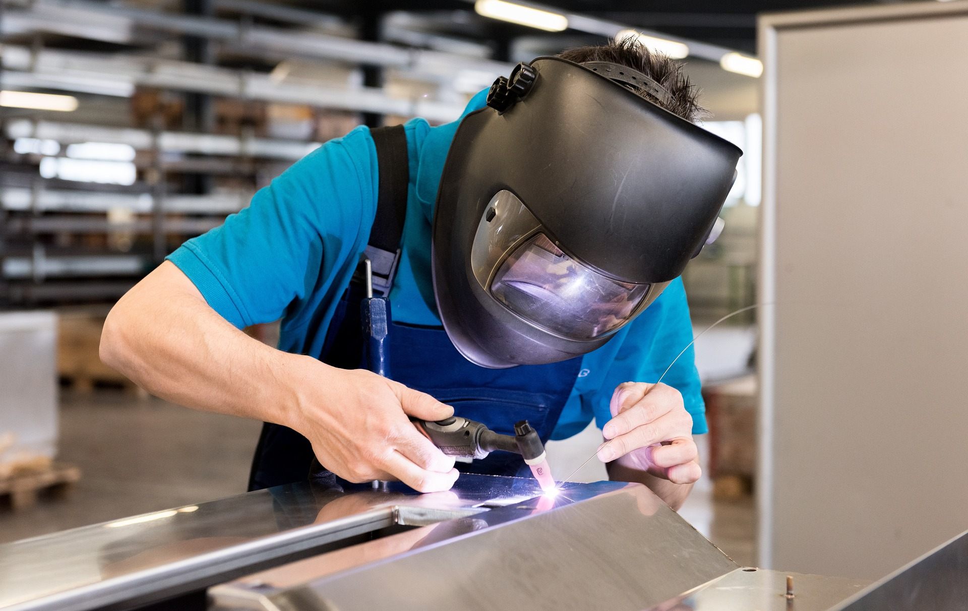 Foto: Schweißer bei der Arbeit Foto: Schweißer bei der Arbeit